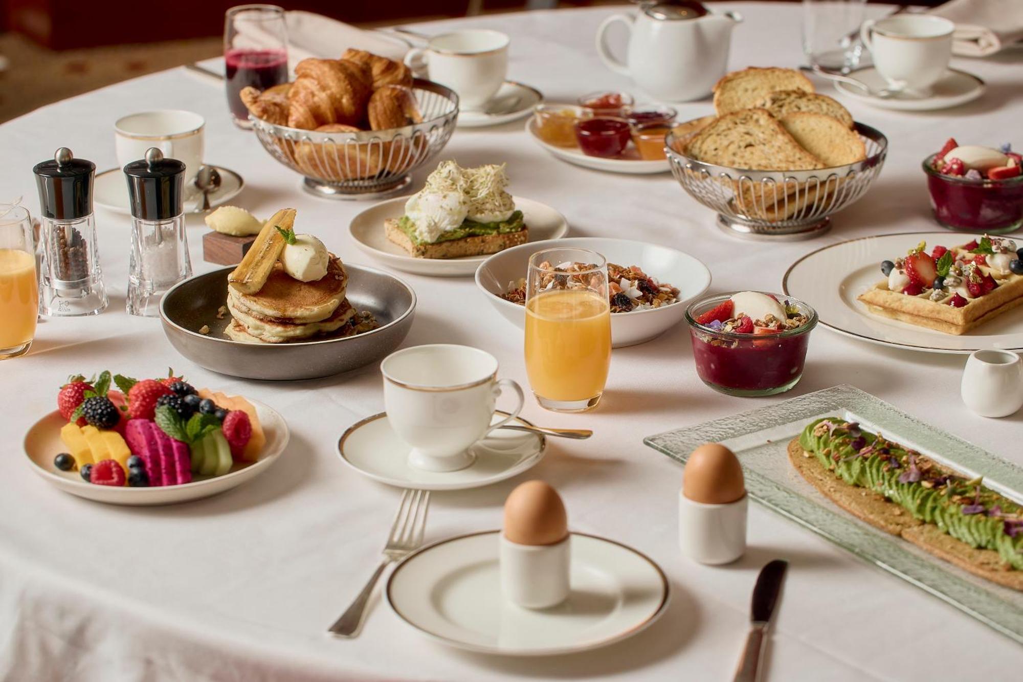 Park Hyatt Melbourne Hotel Eksteriør billede A breakfast table at the Ritz