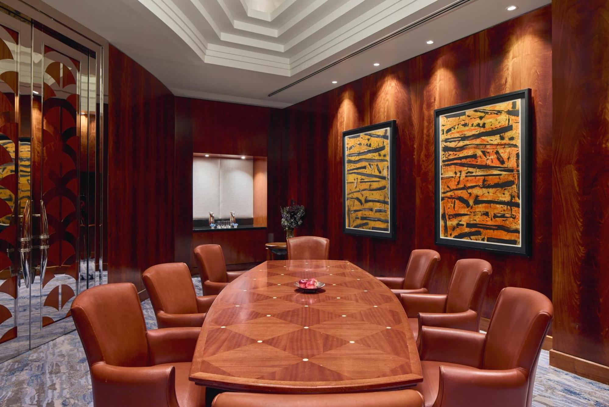 Park Hyatt Melbourne Hotel Eksteriør billede A boardroom at the Four Seasons Hotel, Hong Kong